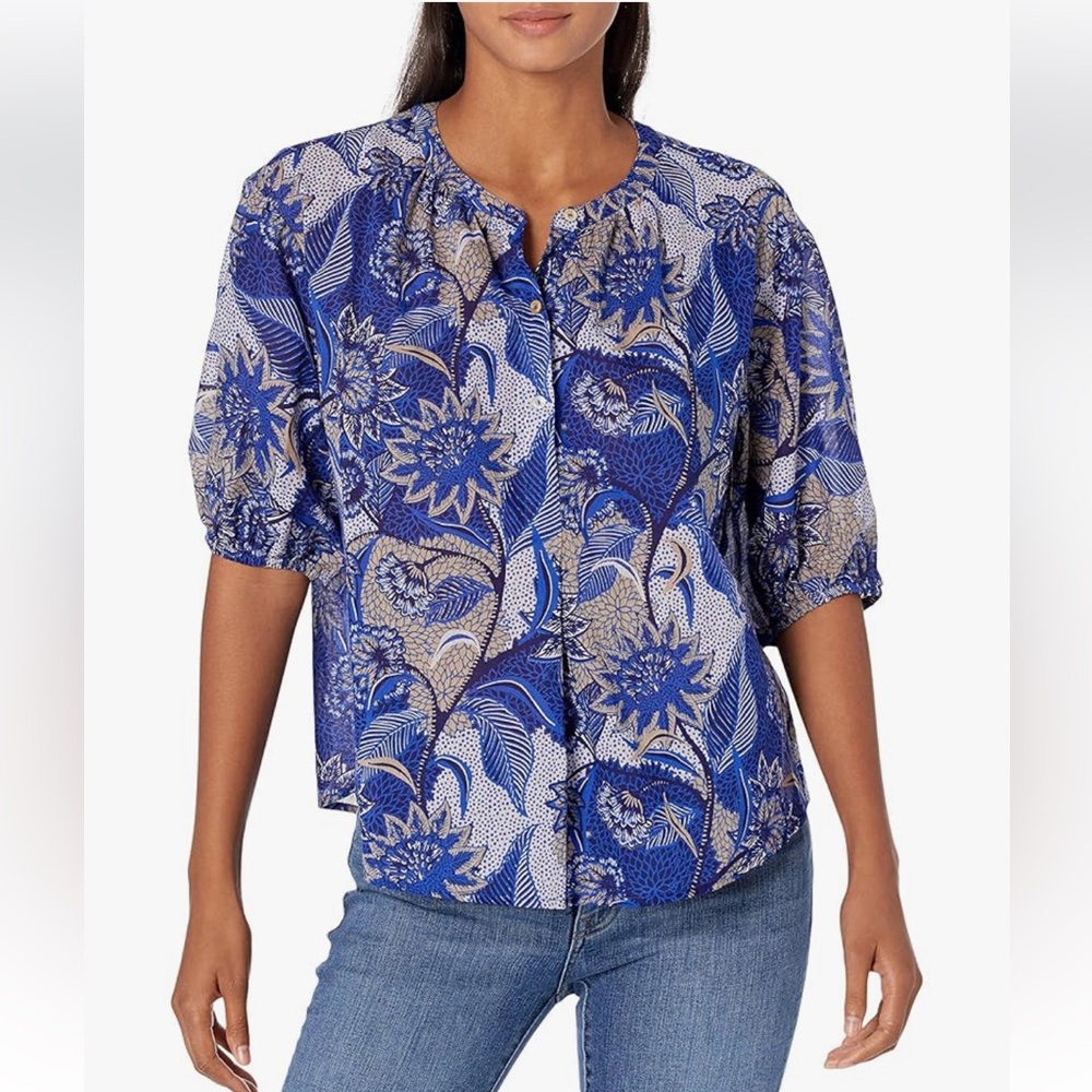 EUC Velvet by Graham & Spencer Blue Floral Blouse